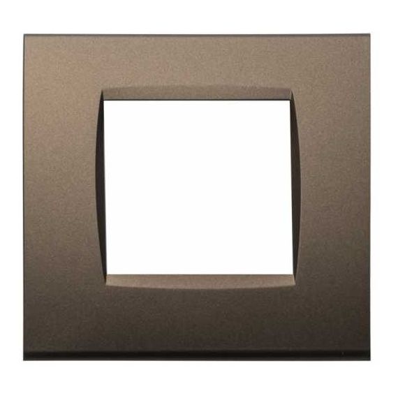 Placca in tecnopolimero 2 posti color bronzo compatibile Living International Placca in tecnopolimero 2 posti color bronzo compatibile Living International